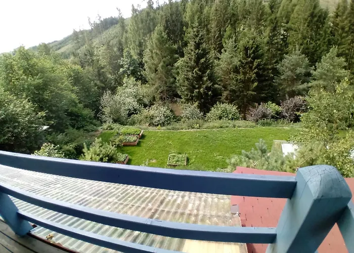 Sunny Valley Apartment