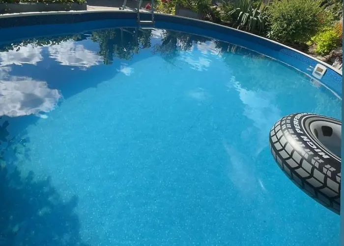 Sunny Valley * Lhota u Lysic