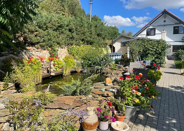 Sunny Valley * Lhota u Lysic